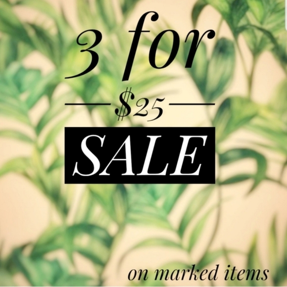 3/$25 NWT Lonna and Lily Chandelier Earrings Gold Sparkle - Picture 5 of 6